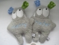 Preview: ♥  zauberhaftes Monster Körnerkissen Wärmekissen Lavendel Name