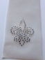 Preview: Little Fleur De Lis  Hotfix Hotglue Bügelbild Bügelmotiv Strass Fliegenohren Fliegenhaube