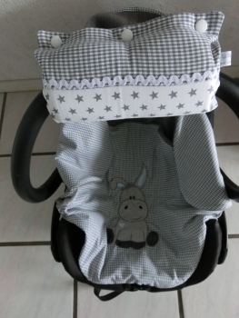 ♥ Armpolster für Babyschale ★ Lüttentüddel © ♥ Wunschname Schmetterlinge Sterne