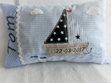 Preview: ★ 35x23 cm Kissen Geburt Einschulung KITA Kissen to go Boot Segelboot Name ★ von Lüttentüddel