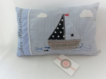 ★ 35x23 cm Kissen Geburt Einschulung KITA Kissen to go Boot Segelboot Name ★ von Lüttentüddel