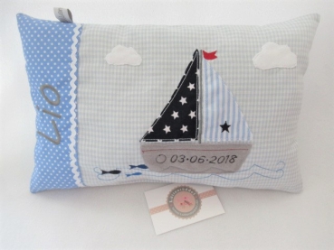 ★ 35x23 cm Kissen Geburt Einschulung KITA Kissen to go Boot Segelboot Name ★ von Lüttentüddel
