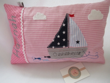 ★ 35x23 cm Kissen Geburt Taufe Einschulung KITA  Boot Segelboot Name Schmusekissen ★ von Lüttentüddel