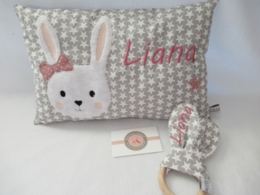 Preview: ★ 35x23 cm Kissen Geburt Hase Mädchen Name ★ KITA Einschulung Taufe Geschenk Geburtstag Wunschname Name von Lüttentüddel