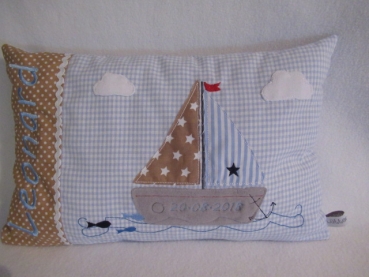 ★ 35x23 cm Kissen Geburt Taufe Einschulung KITA  Boot Segelboot Name Schmusekissen ★ von Lüttentüddel