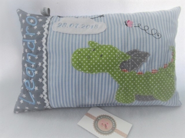 ★ ca. 35x25 cm Kissen Drache Wunschname Geburt Taufe Einschulung Reisekissen  ★ von Lüttentüddel