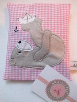 Preview: ♥Bär Matrose Papierschiffchen Beulentröster inkl Kühlpad Wärmekissen Kühlkissen Zahnfee Wunschname Geburt Taufe Einschulung KITA ★ von Lüttentüddel®