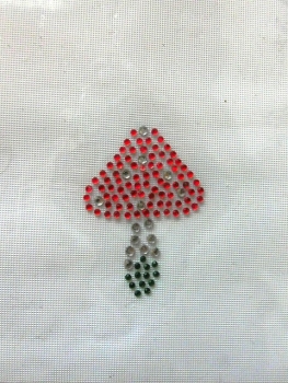 Fliegenpilz Glückspilz Pilz Strass HOTFIX HOTGLUE Bügelbild Applikation