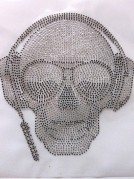 Skull DJ Kopfhörer Bügelbild STRASS  Hotfix  Disko Party Shirt Jacke Tasche