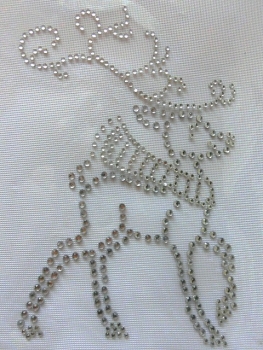 Preview: Reh Hirsch Strass Hotfix Bügelbild Shirt Tasche Jacke Schal Tischdecke Dirndl