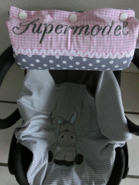 ♥ Armpolster für Babyschale ★ Lüttentüddel © ♥ Wunschname Schmetterlinge Punkte