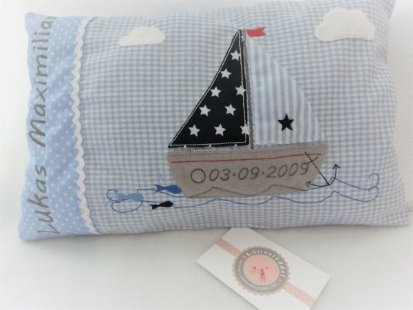 ★ 35x23 cm Kissen Geburt Einschulung KITA Kissen to go Boot Segelboot Name ★ von Lüttentüddel